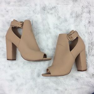 Olivia Nude Heels